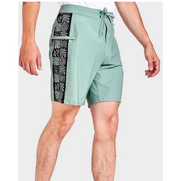 Vans Sidelines Board Shorts Size 38 Men’s “Off The Wall” NWT $54 Swim Pockets - Picture 10 of 11